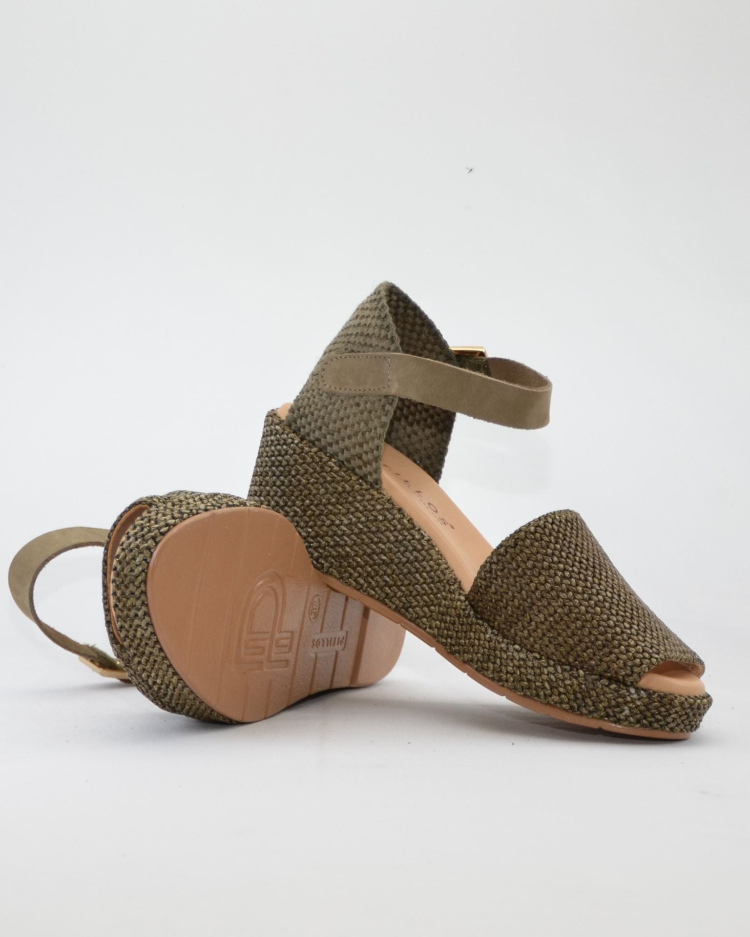 SANDALIA CON CUÑA MUJER PLANTA ACOLCHADA RAFIA KAKI PITILLOS 11260
