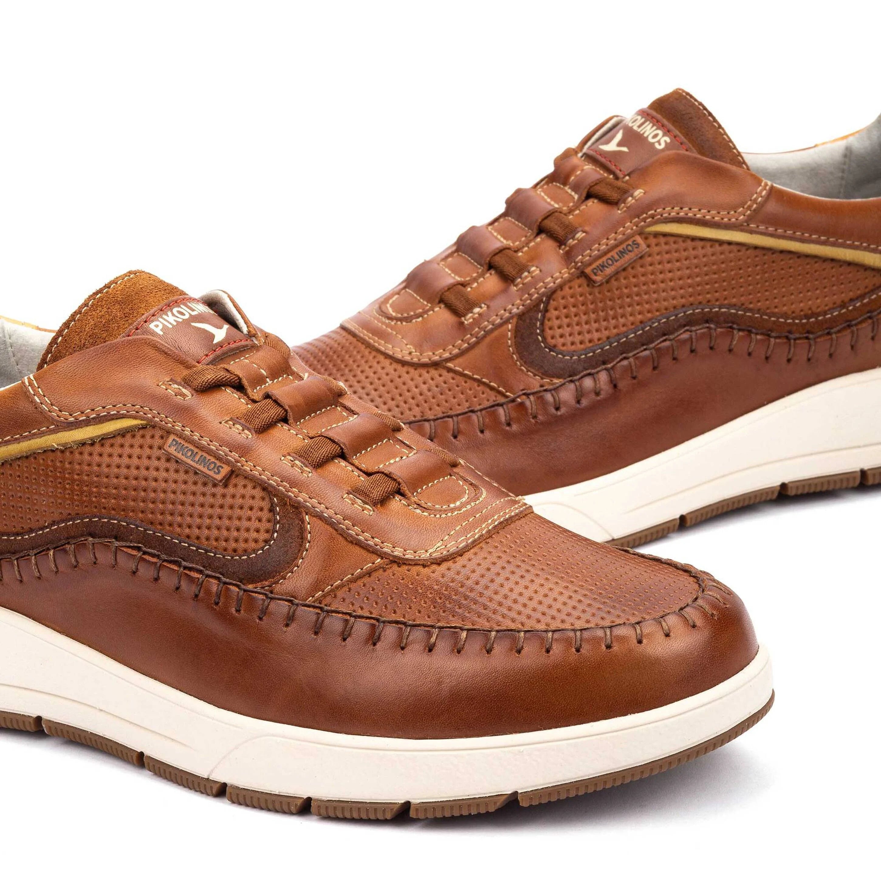 DEPORTIVOS COLOR CUERO CON CIERRE ELÁSTICO PARA HOMBRE PIKOLINOS M7W-6423C1