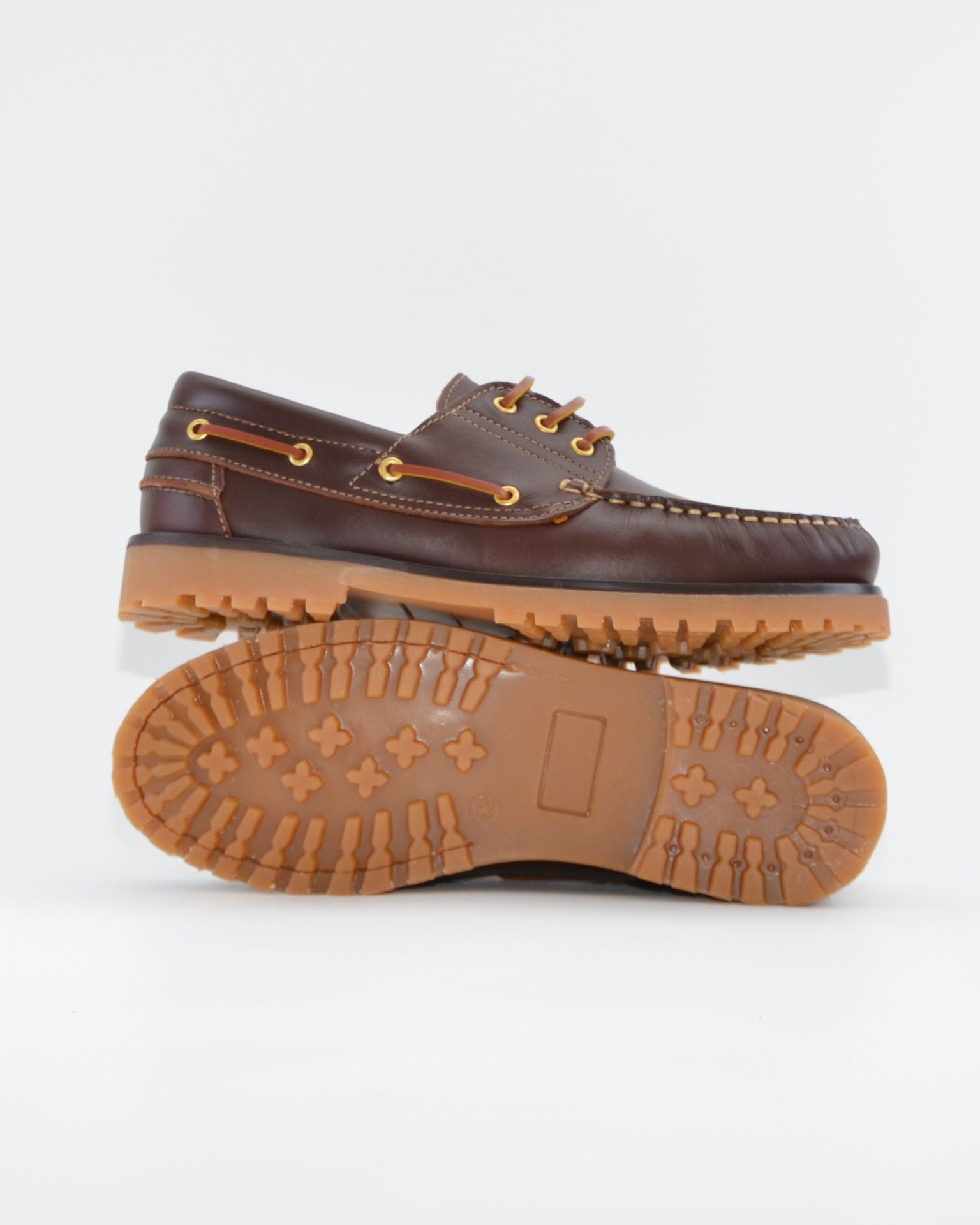 NAUTICO HOMBRE COLOR MARRON SEAHORSE PISO DE GOMA COSIDO