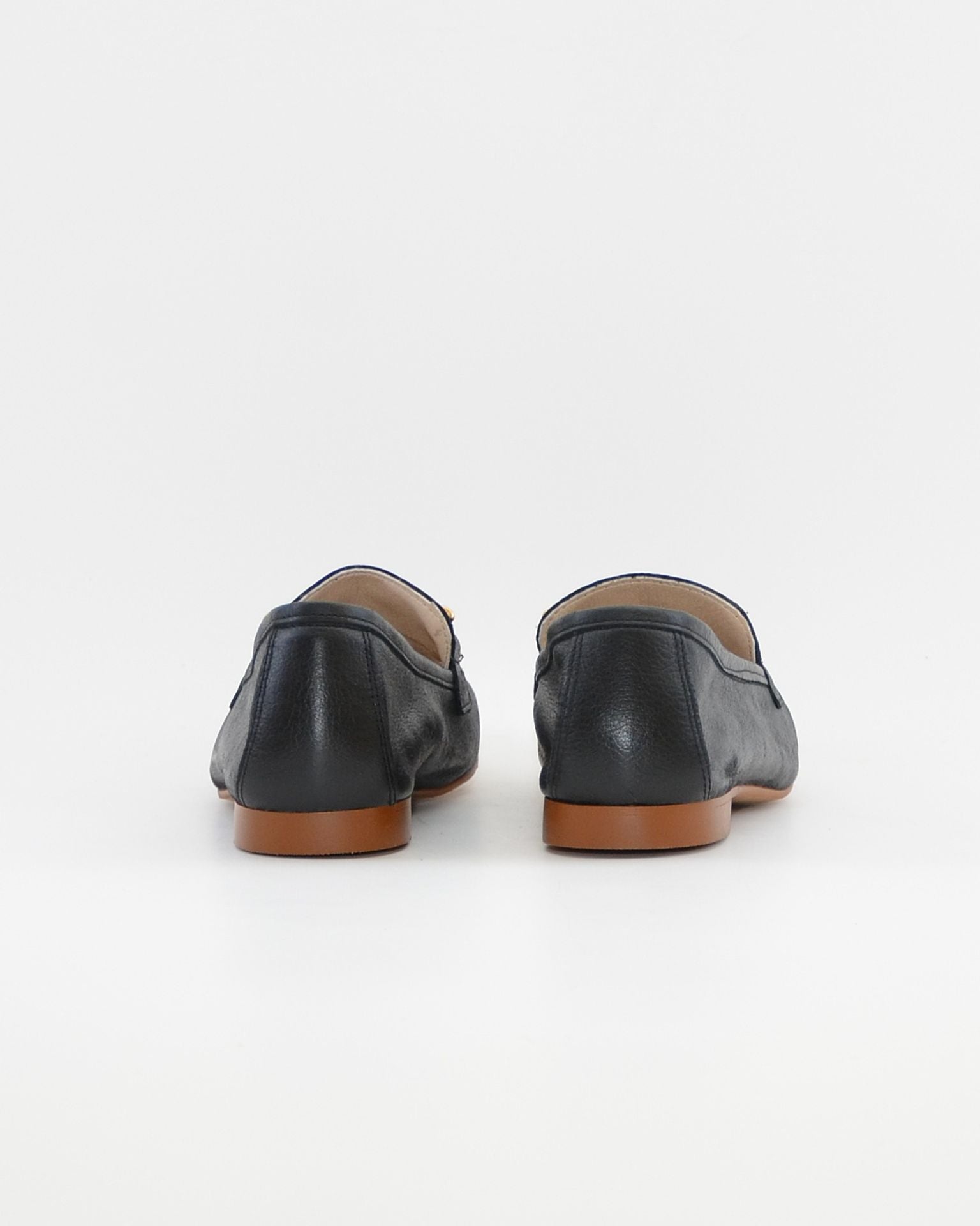 ZAPATO MOCASIN MUJER PLANO NEGRO CAYETANO 17200
