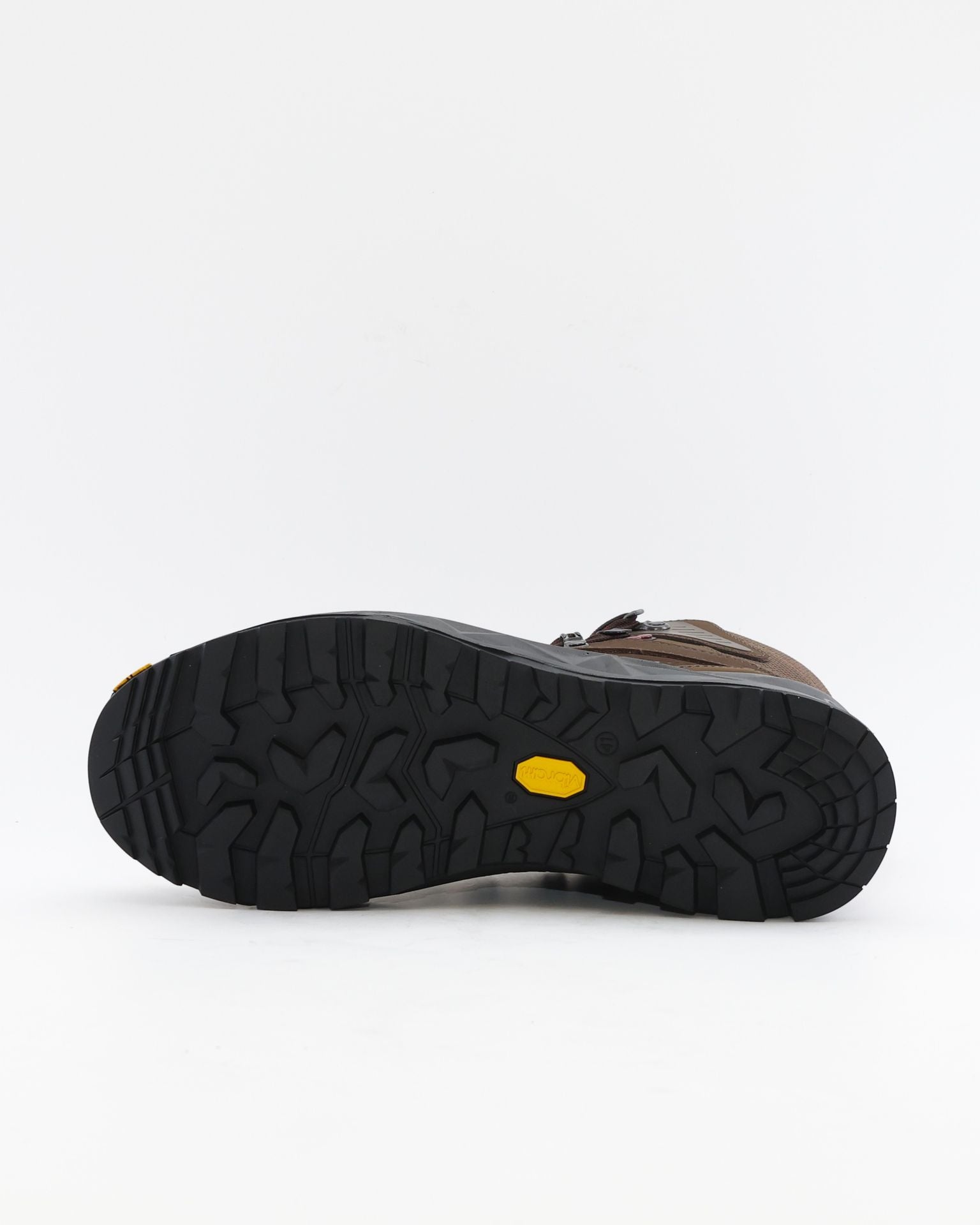 BOTA CHIRUCA HOMBRE TABURIENTE 02 GORE TEX SUELA VIBRAM