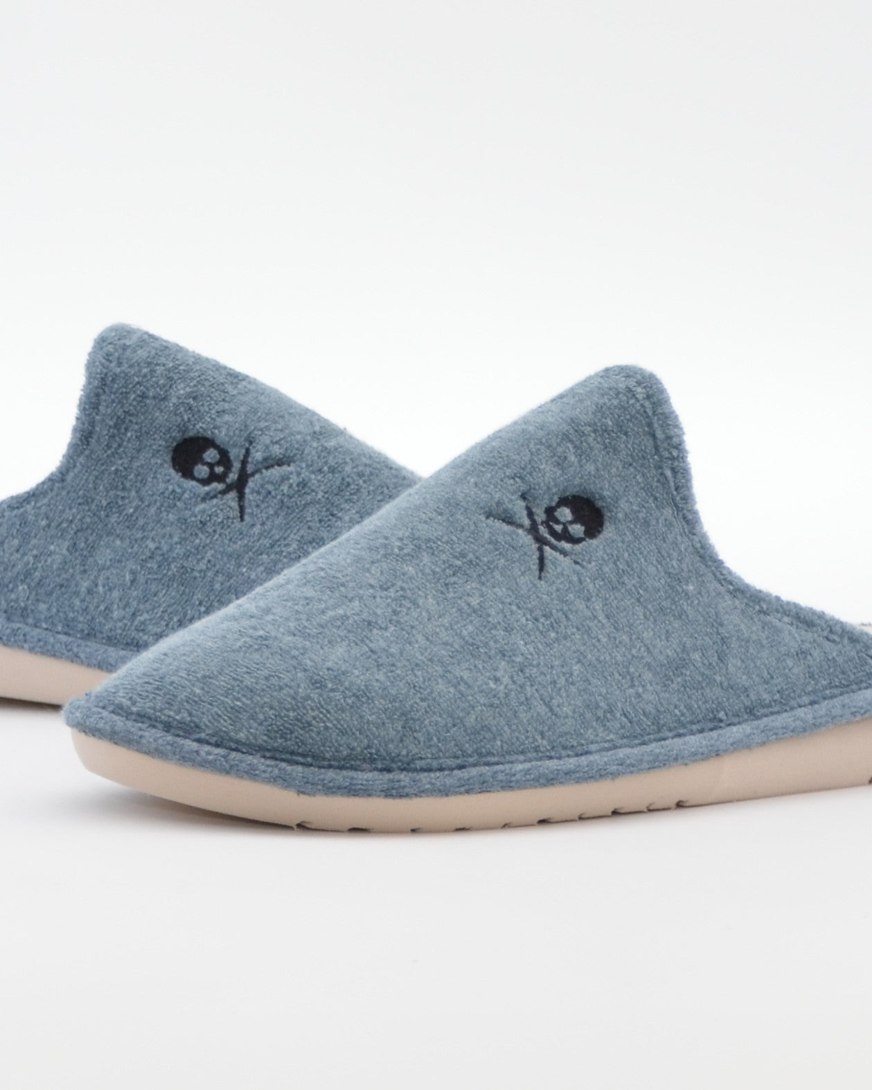 ZAPATILLA DE CASA HOMBRE COLOR AZUL JEANS ESPECIAL PARQUET GOMUS 684 AQUA