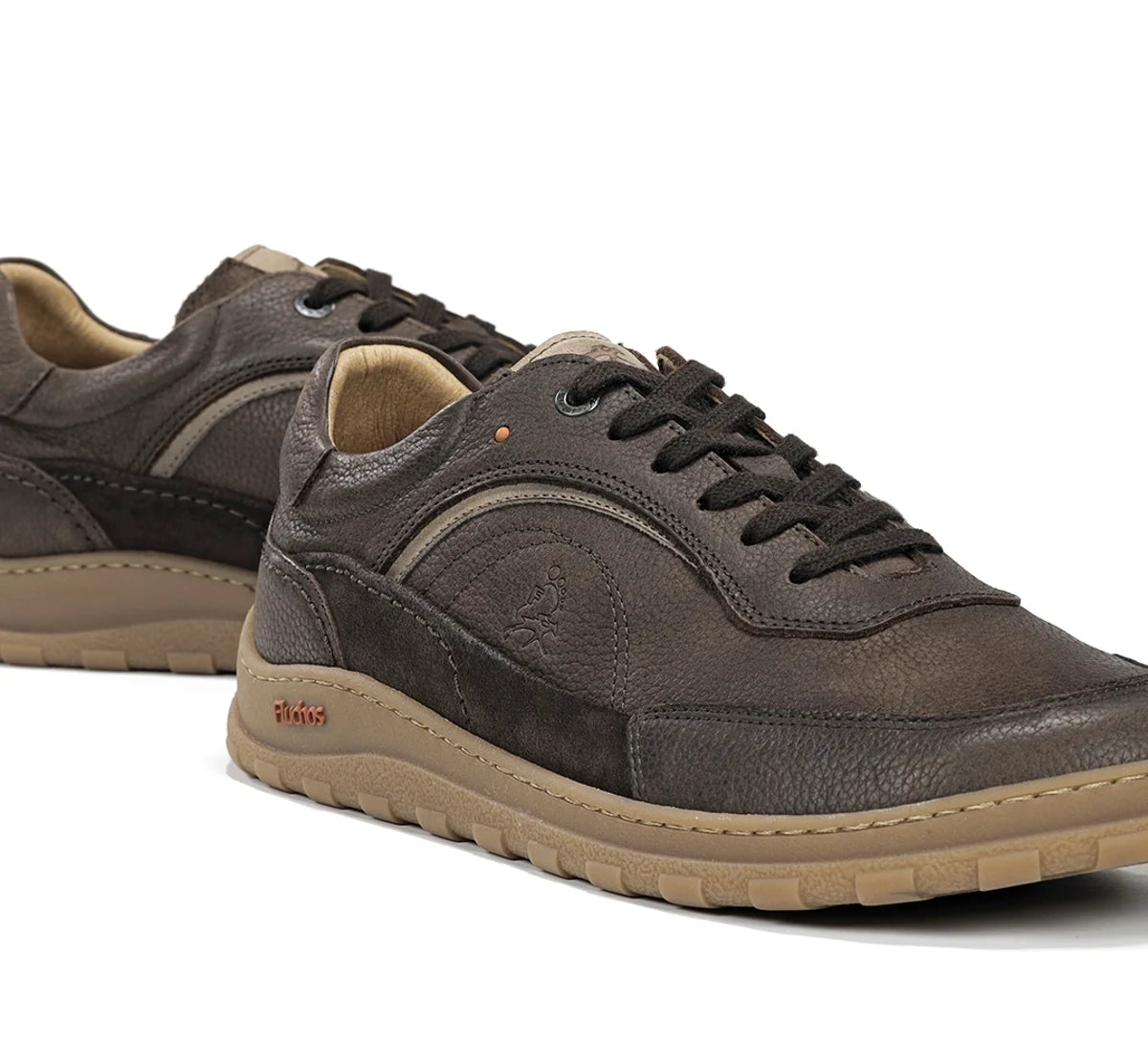 ZAPATO BAREFOOT DEPORTIVO HOMBRE FLUCHOS COLOR MARRON F2505 JERRY GUINEA CAFÉ