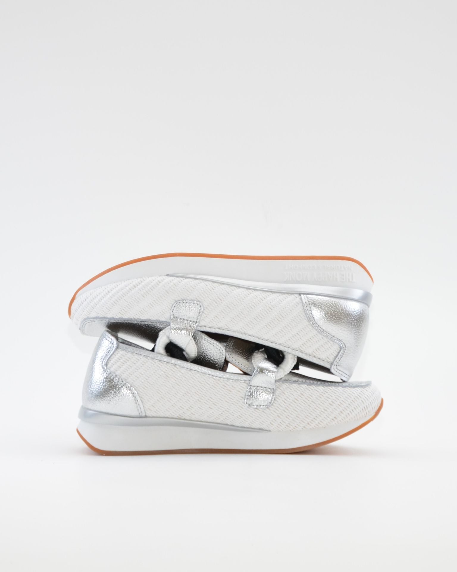 MOCASIN DEPORTIVO MUJER RAFIA BLANCO PLATA ADORNO CADENA THE HAPPY MONK VANITY 011