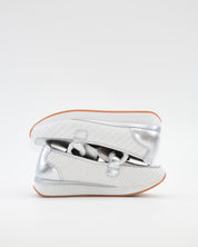 MOCASIN DEPORTIVO MUJER RAFIA BLANCO PLATA ADORNO CADENA THE HAPPY MONK VANITY 011
