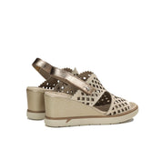SANDALIA MUJER FLUCHOS COLOR BEIGE CON TIRA TRASERA METALIZADA SMASH F1972 RAW
