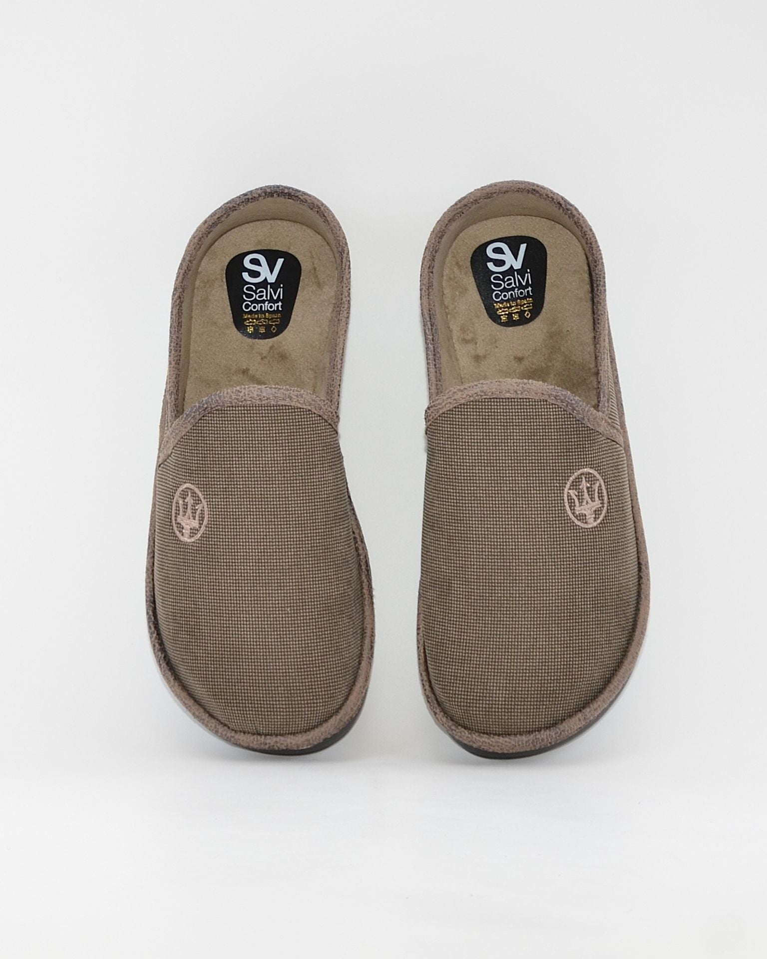 ZAPATILLAS DE CASA CERRADA HOMBRE SALVI 08D-244 TRIANA TOSTADO TRIDENTE