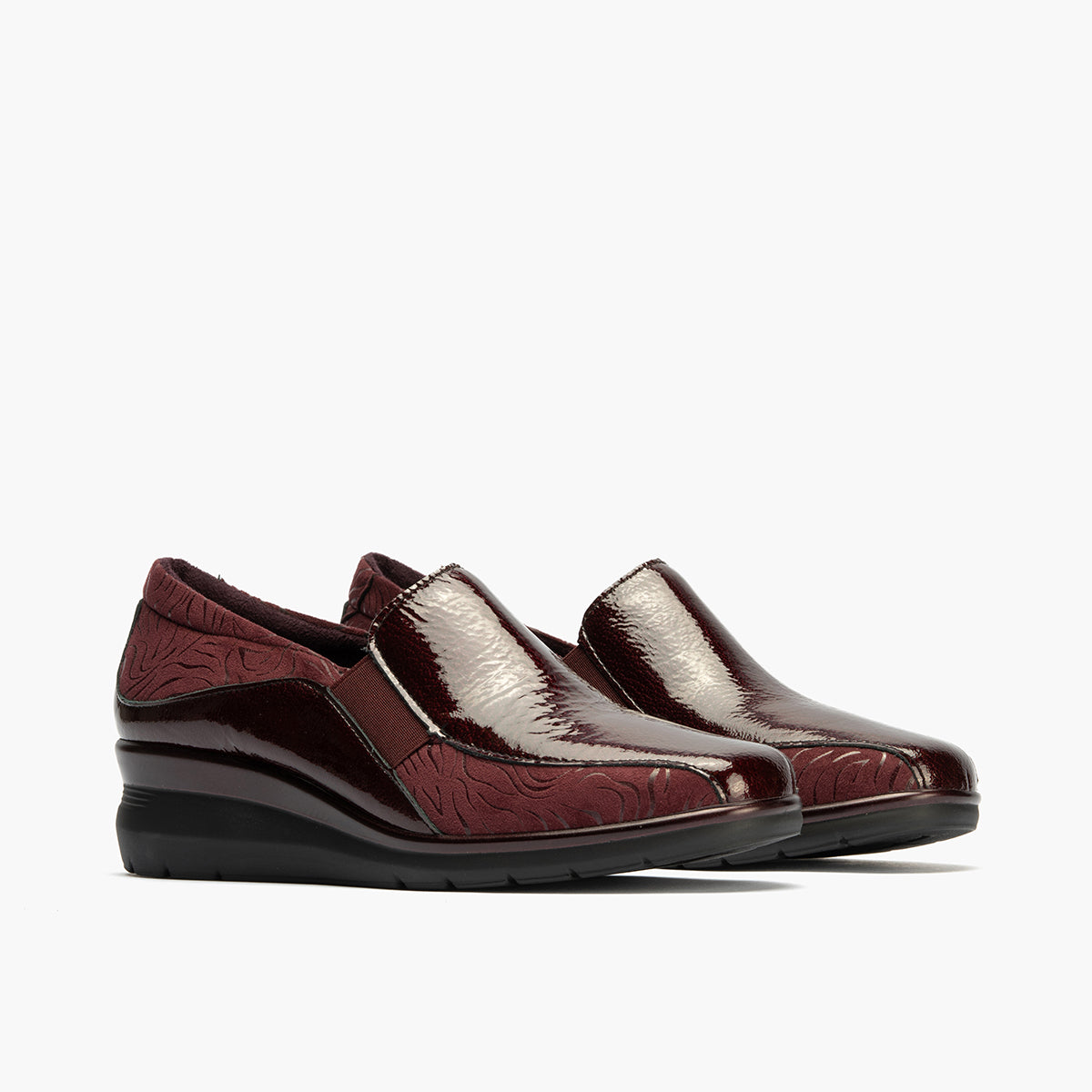 ZAPATO CUÑA ANCHO ESPECIAL BURDEOS 10730