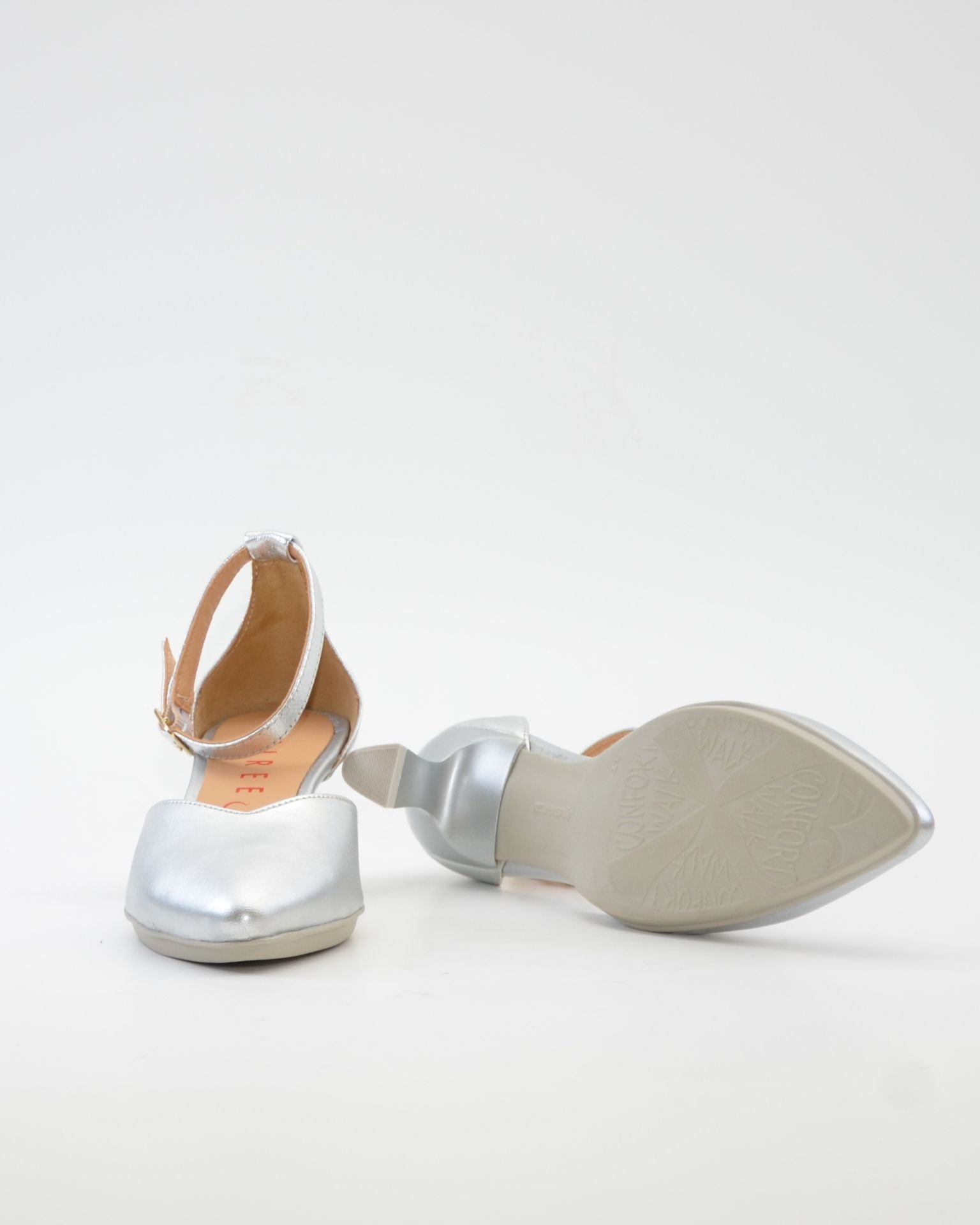 ZAPATO VESTIR MUJER PUNTERA Y TALON CERRADO CON PULSERA COLOR PLATA DESIREE MACA 3