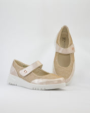 MERCEDITA CASUAL CON CIERRE DE VELCRO ANCHO ESPECIAL PITILLOS 20302 DORADO
