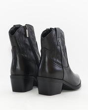 BOTIN MUJER COWBOY PIEL COLOR NEGRO CON BORDADO CARMELA 164391
