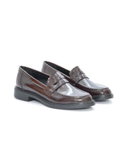 MOCASIN MUJER FLORENTIC BURDEOS PISO GOMA
