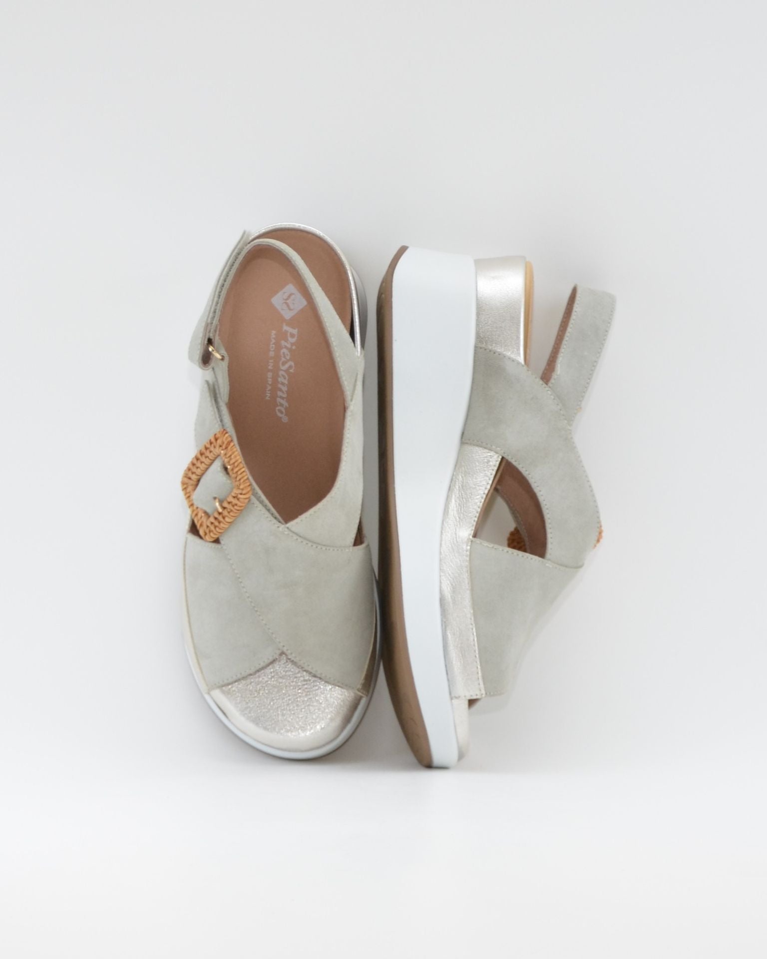 SANDALIA CRUZADA CUÑA PLANTILLA EXTRAIBLE MUJER DOS VELCROS AD.HEBILLA ANCHO ESPECIAL COLOR VERDE EUCALIPTO PIE SANTO 260383
