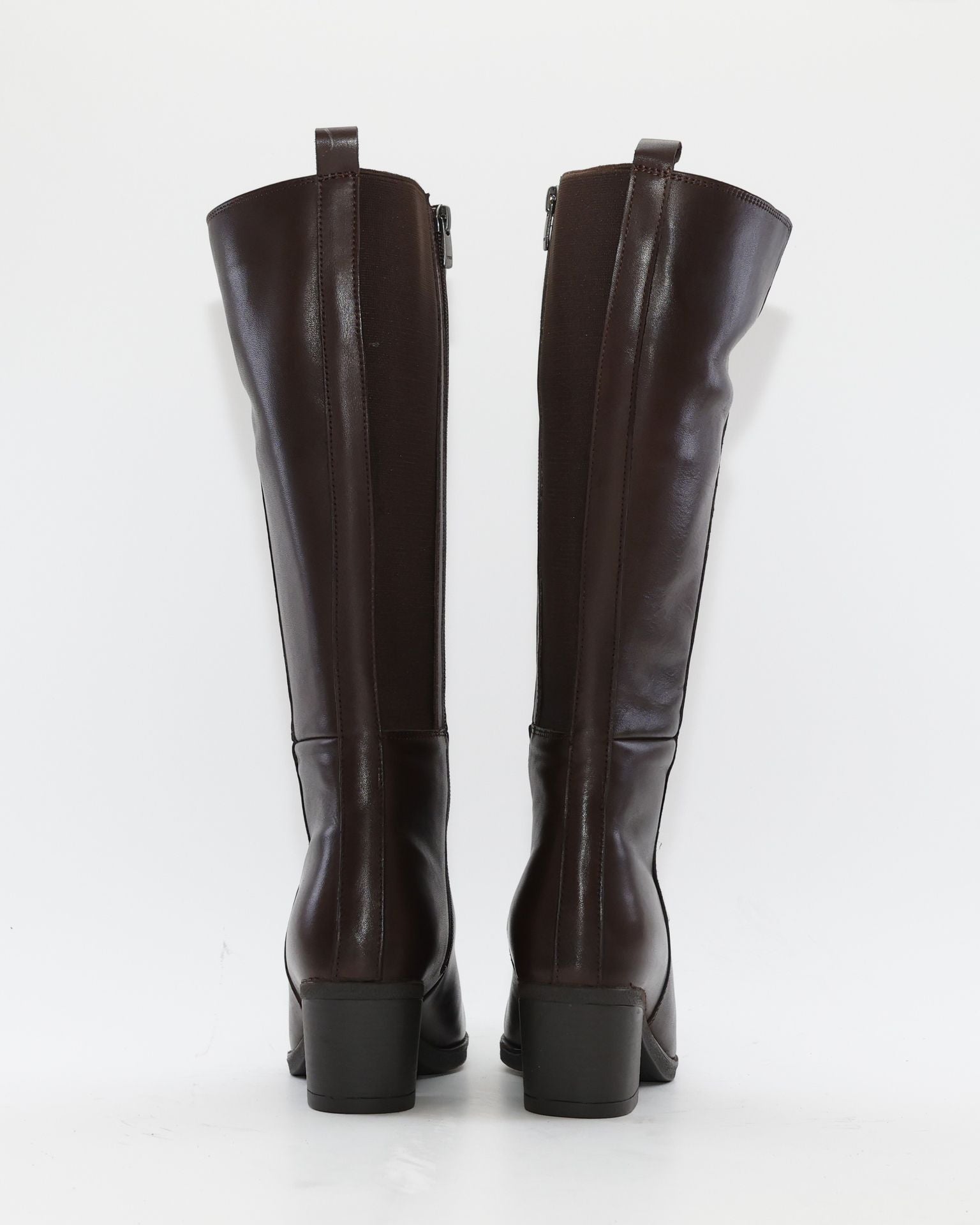 BOTA ALTA MUJER TACON MEDIO COLOR MARRON CREMALLERA Y ELASTICO TREINTAS L-1504
