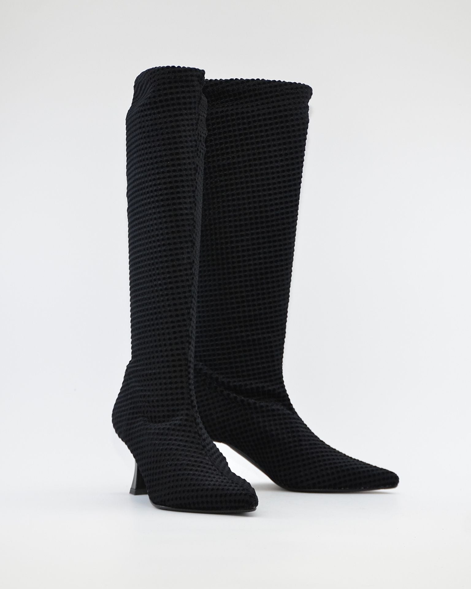 BOTA ALTA LYCRA MUJER COLOR NEGRO DANIELA VEGA 2208S MOIRA