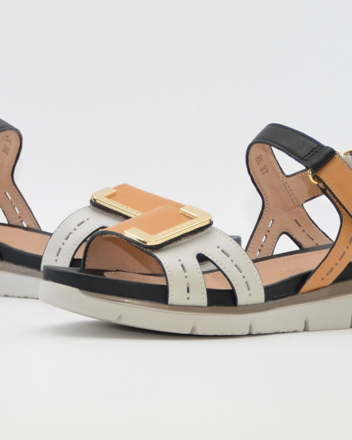 SANDALIA PLANA MUJER STONEFLY DOS VELCROS COMBI CAMEL BLANCO Y NEGRO