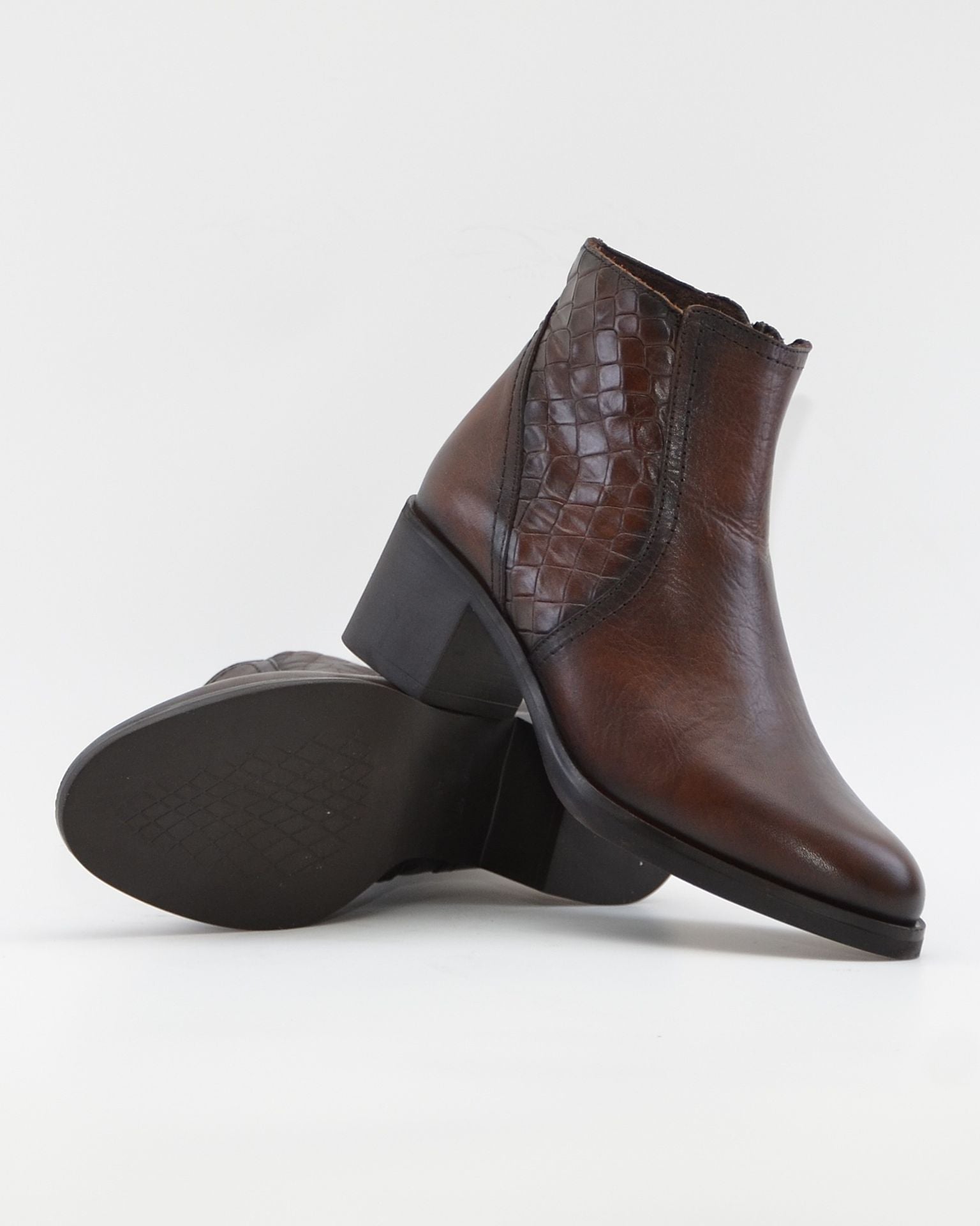 BOTIN MUJER TACON ANCHO COLOR MARRÓN KAOLA 7285 COCO