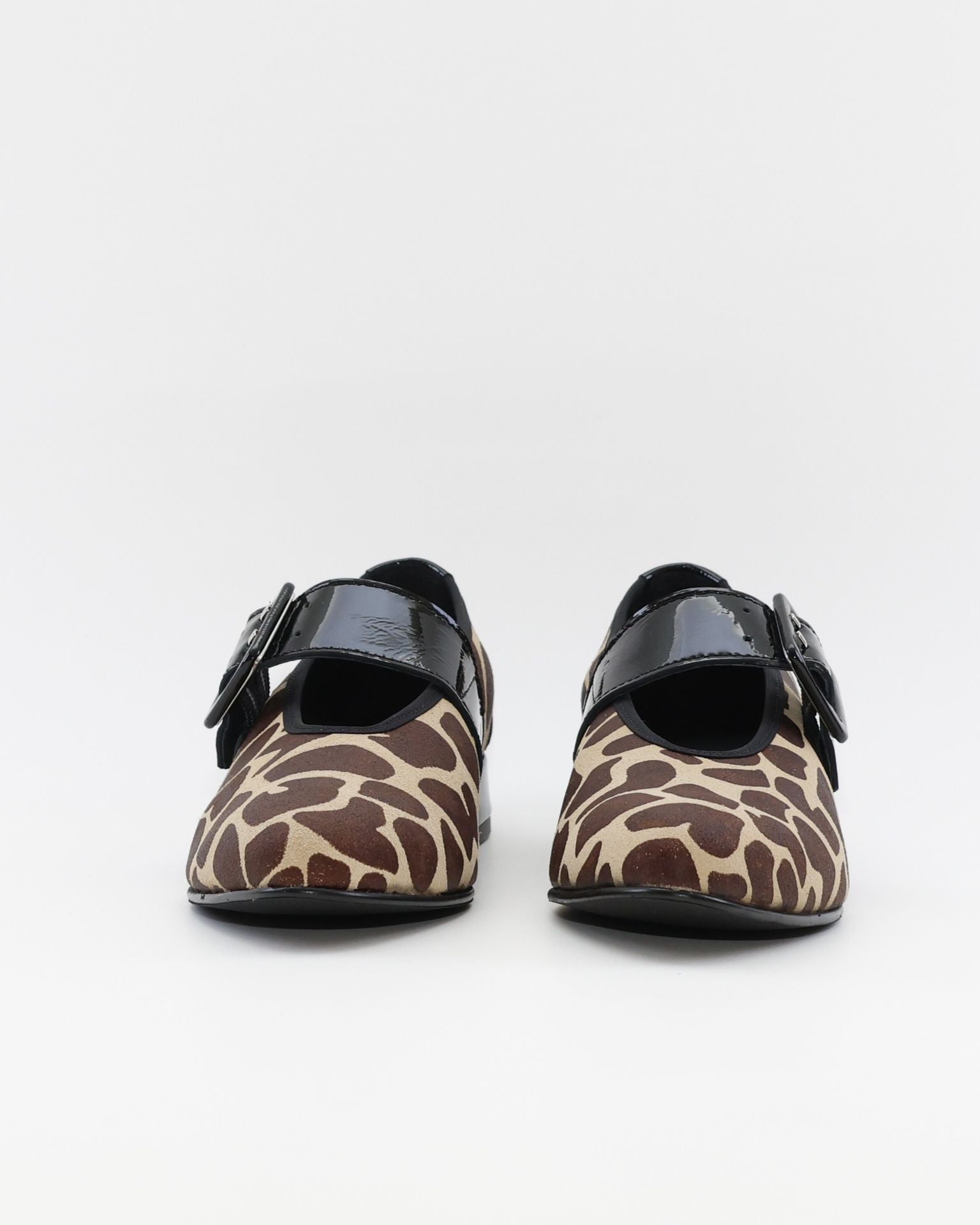 MERCEDITAS MUJER ANIMAL PRINT JIRAFA CHAROL NEGRO CON CORREA Y HEBILLA LACOMBA CEDAR