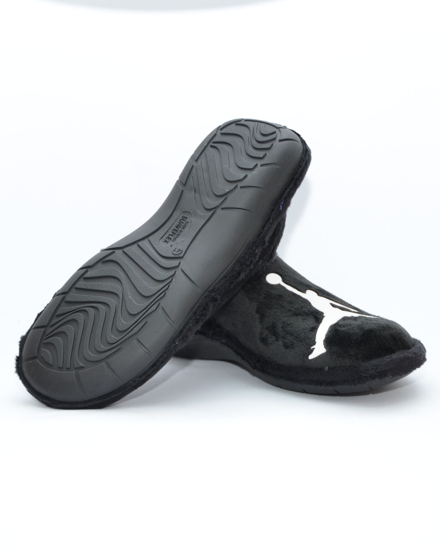 ZAPATILLAS CASA HOMBRE NEGRO JORDAN BLANCO
