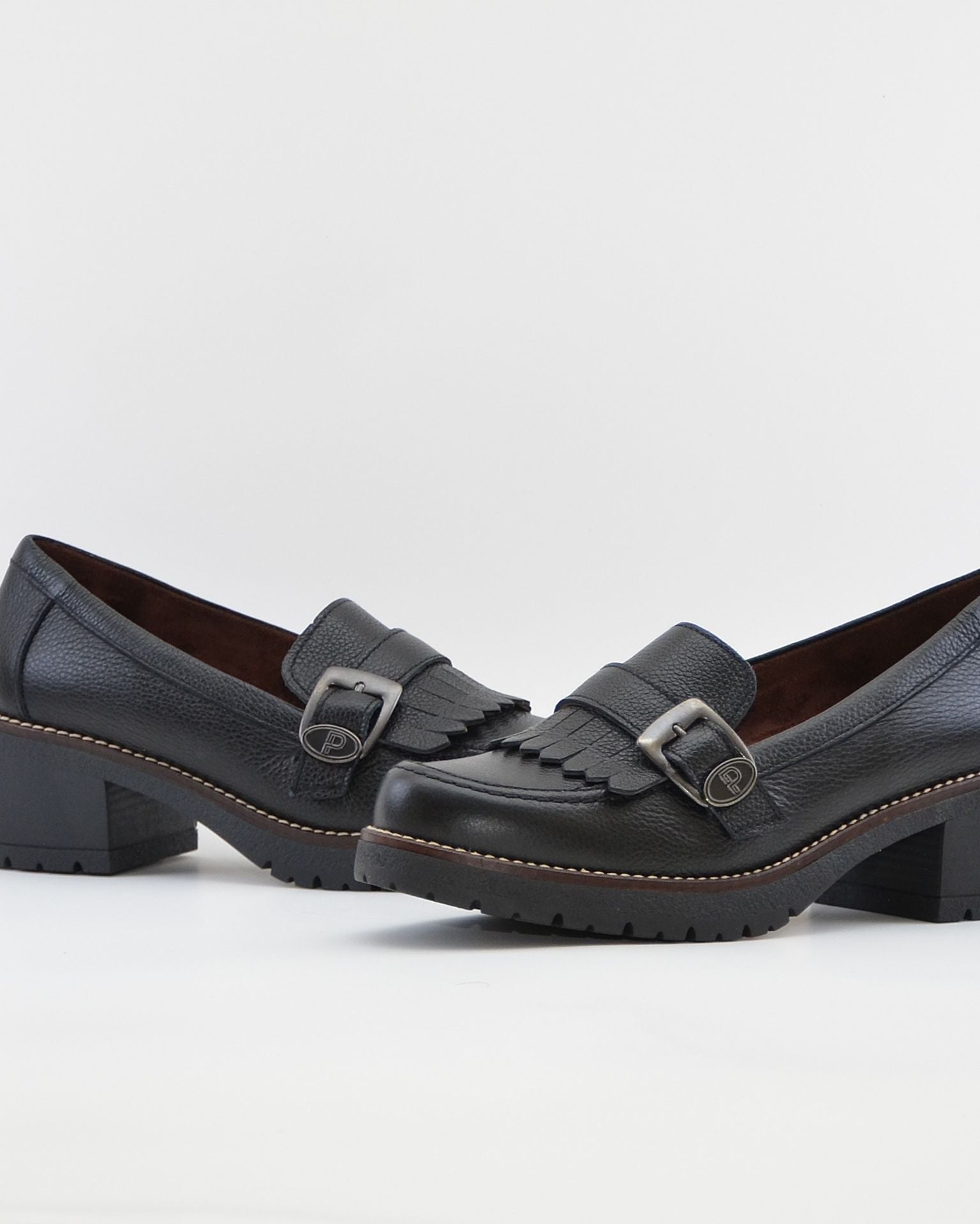 ZAPATO MOCASIN MUJER NEGRO PLANTILLA EXTRAIBLE PITILLOS 20522