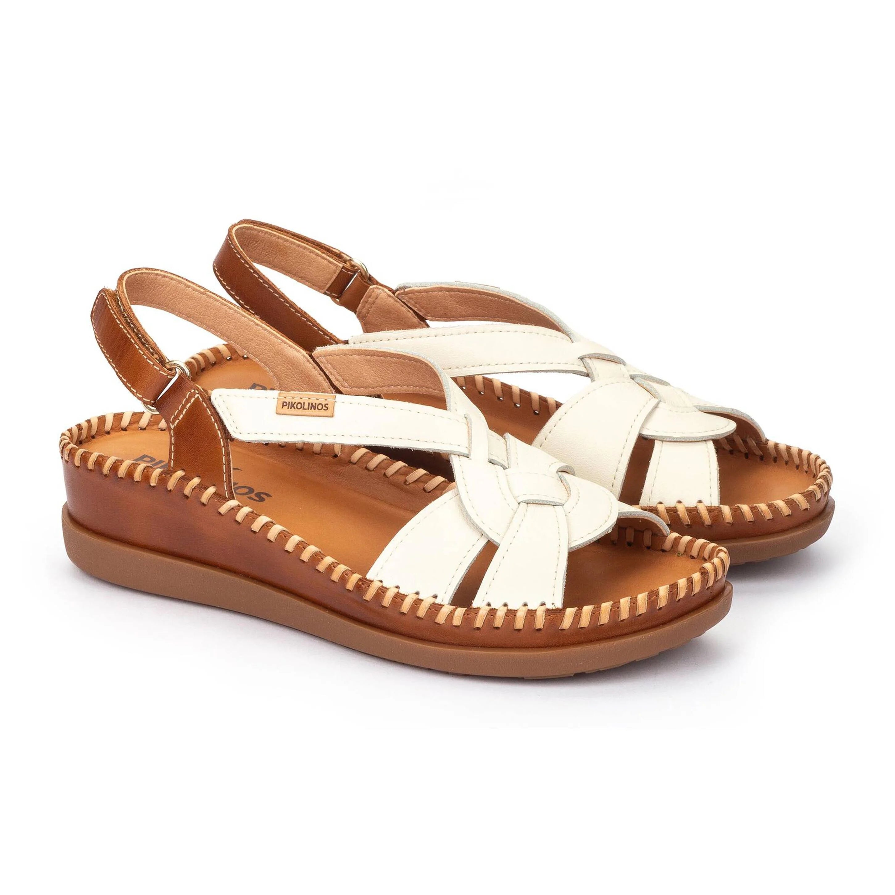 SANDALIA PLANA DE PIEL TRENZADA COLOR BLANCO ROTO PIKOLINOS W8K-1839C2 NATA