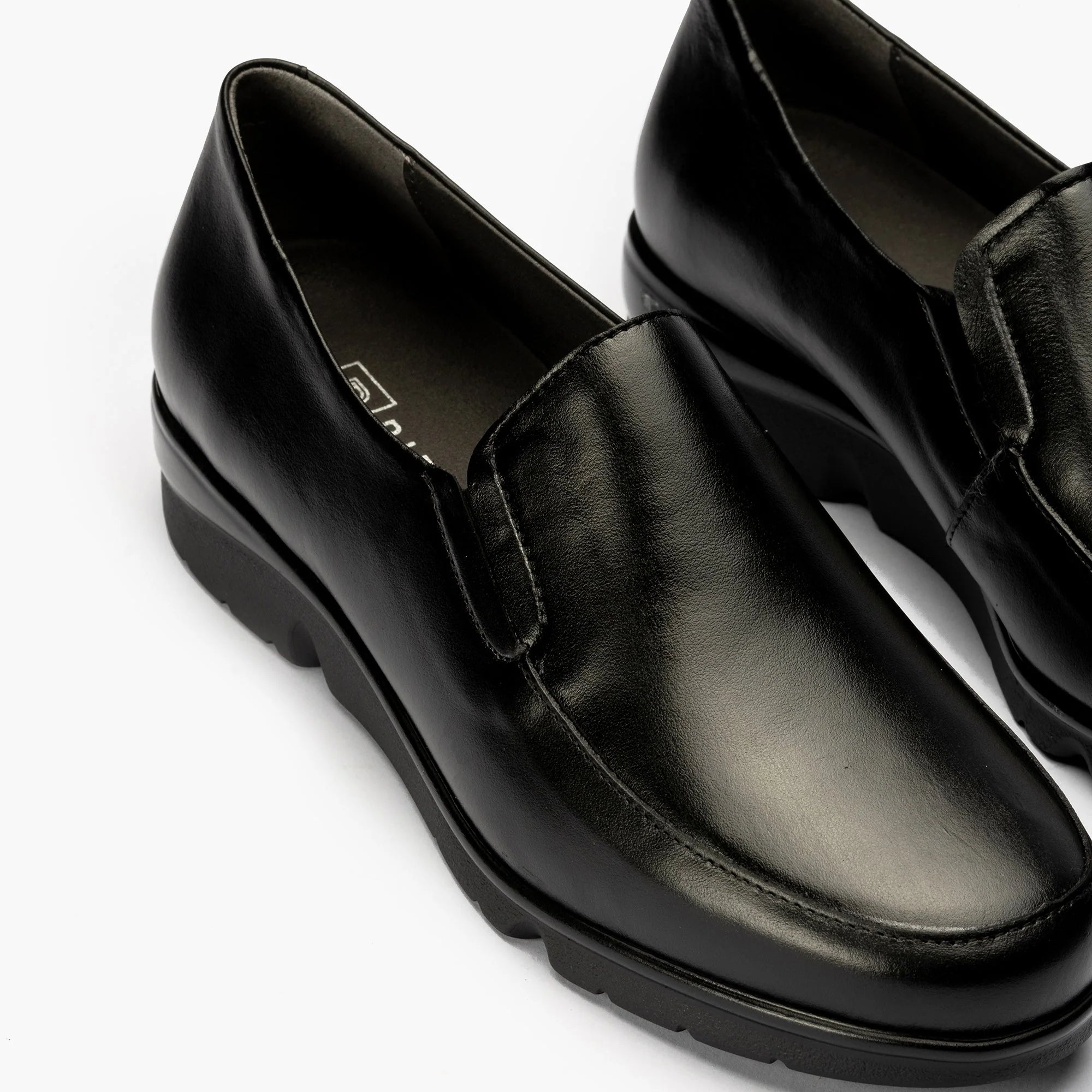 ZAPATO MOCASIN NEGRO 105