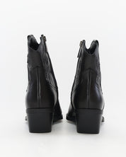 BOTIN MUJER COWBOY PIEL COLOR NEGRO CON BORDADO CARMELA 164391