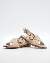 SANDALIA MUJER PLANA BEIGE CON DETALLES EN CUERDA TRENZADA CARMELA 163160