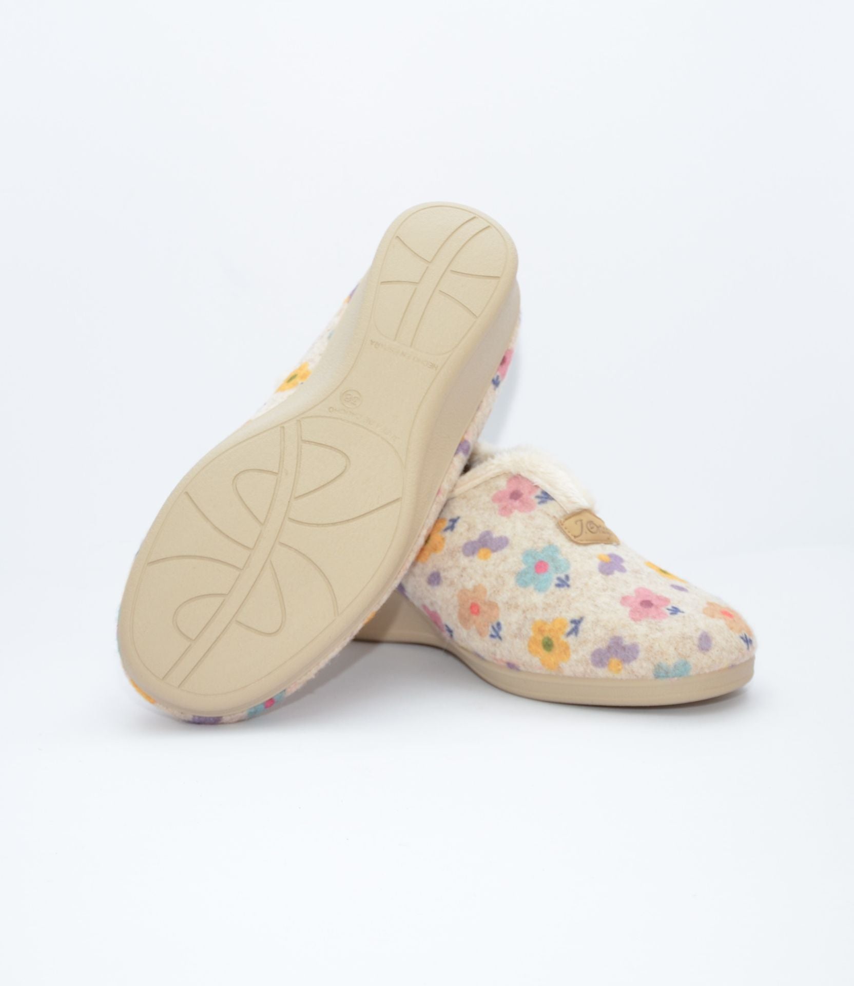 ZAPATILLAS DE CASA MUJER ANCHO ESPECIAL FIELTRO FLORES BEIGE