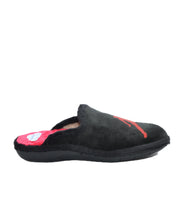 ZAPATILLAS CASA HOMBRE NEGRO JORDAN ROJO