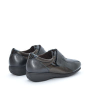 ZAPATO MUJER ANCHO ESPECIAL PLANTILLA EXTRAIBLE CHAROL NEGRO