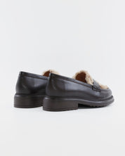 MOCASIN MUJER PIEL MARRON CON LANA LACOMBA LYCHEE