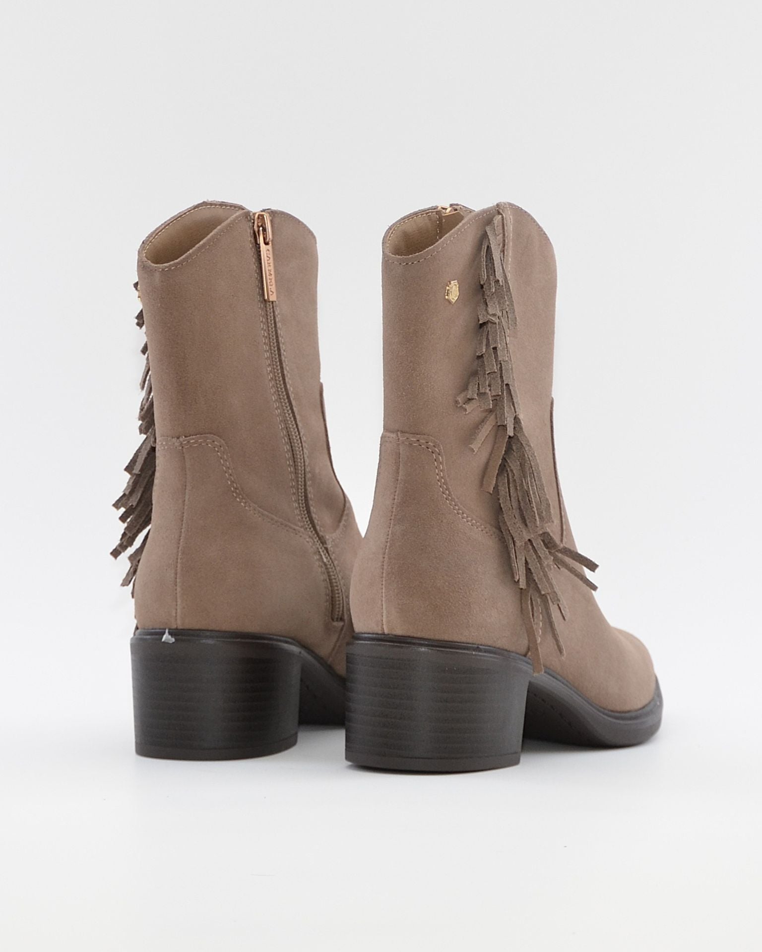 BOTIN MUJER COWBOY SERRAJE TAUPE CON FLECOS CARMELA 164252