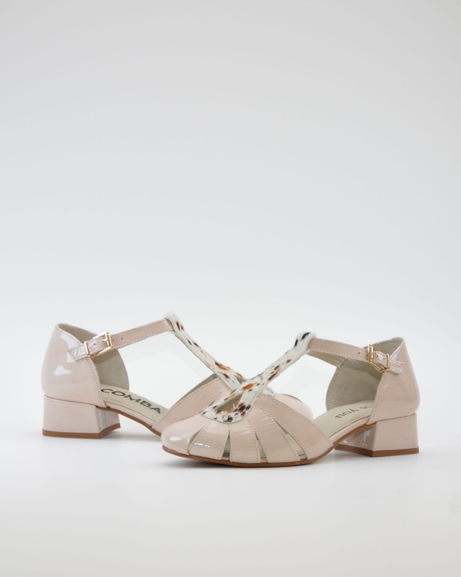 SANDALIA CANGREJERA MUJER CHAROL BEIGE LACOMBA GAILLARDIA