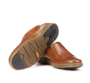 ZAPATO MOCASIN HOMBRE FLUCHOS COLOR CUERO BARRY F1157