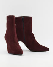BOTIN DE MUJER TACON FINO COLOR SERRAJE BURDEOS DESIREE SHEILA
