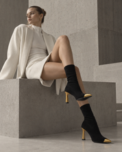 BOTA MEDIA CAÑA LYCRA MUJER COLOR NEGRO DETALLES DORADOS DANIELA VEGA 2880 ANTE STRECH