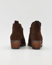 BOTIN MUJER COWBOY SERRAJE MARRÓN CHOCOLATE CON TACHAS KAOLA 3504