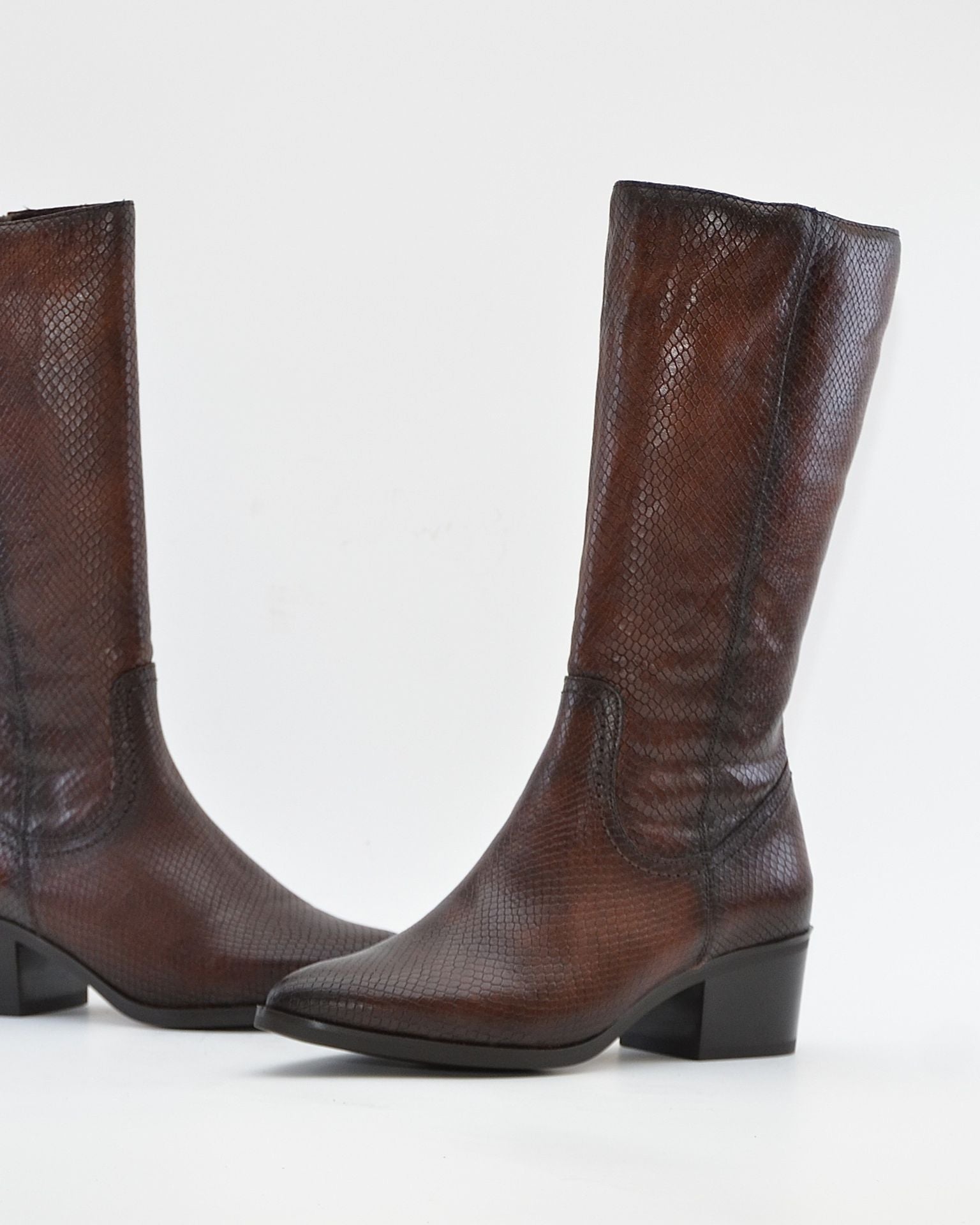 BOTA MUJER COWBOY PIEL MARRÓN PITON KAOLA 3058