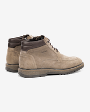 BOTA CORDON HOMBRE SERRAJE TAUPE CON CORDONES FLUCHOS BUGGY F2325 MARMOTA