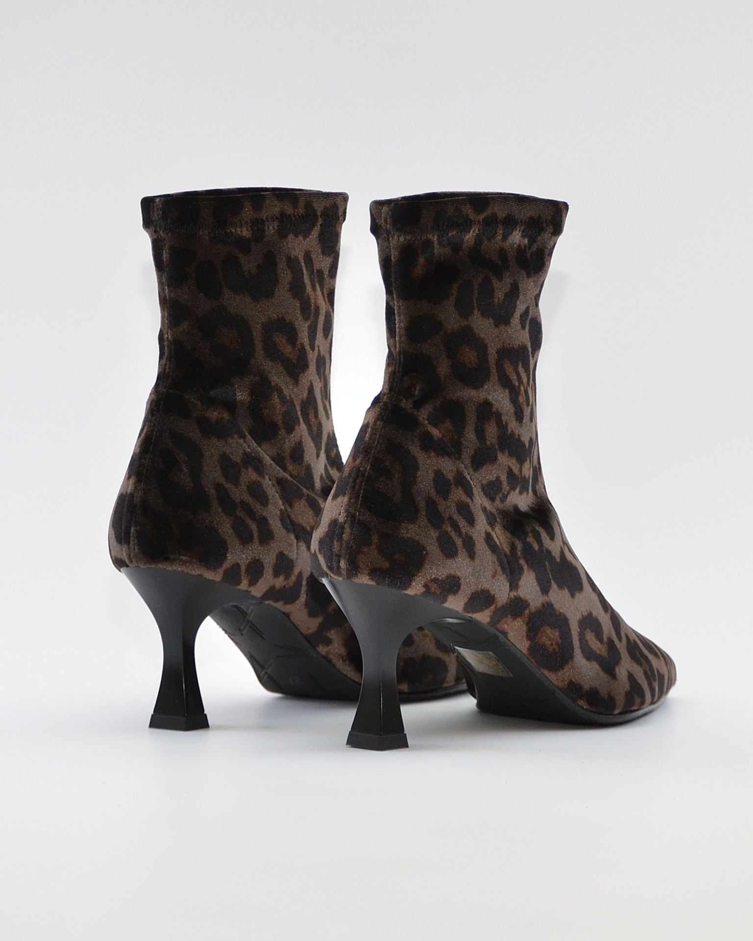 BOTIN LYCRA MUJER COLOR LEOPARDO NEGRO DANIELA VEGA 2475S TERCIOPELO