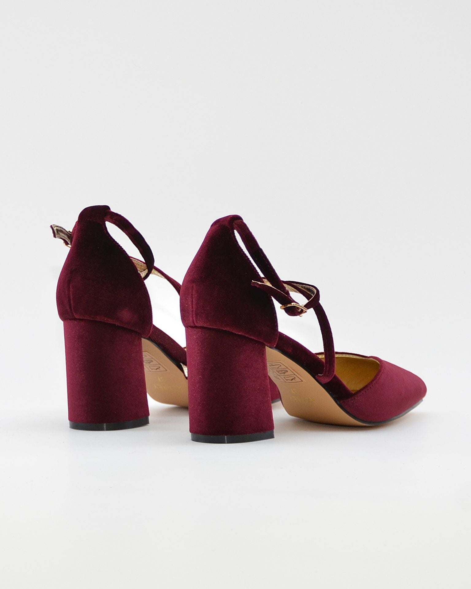 ZAPATO SALÓN MUJER COLOR TERCIOPELO BURDEOS TACÓN ANCHO Y TIRAS AZAREY 459M066