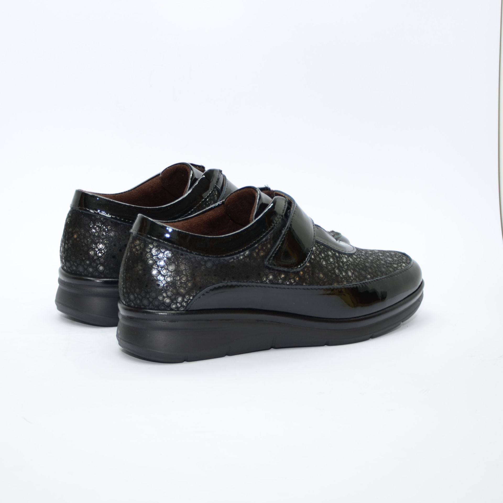 ZAPATO VELCRO ANCHO ESPECIAL NEGRO 10703