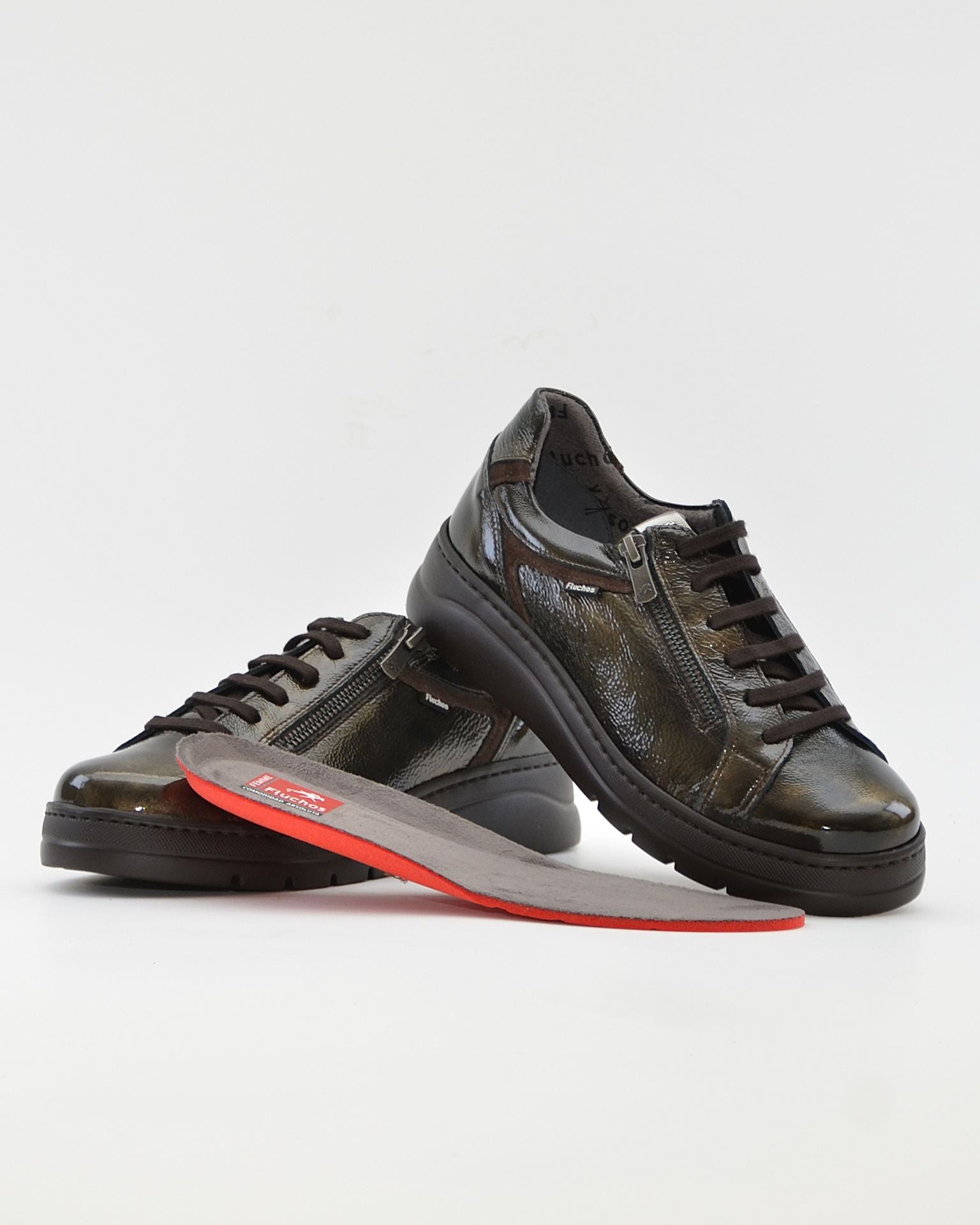 ZAPATO CASUAL MUJER PLANO FLUCHOS POMPASF1666 CHAROL OLIVA