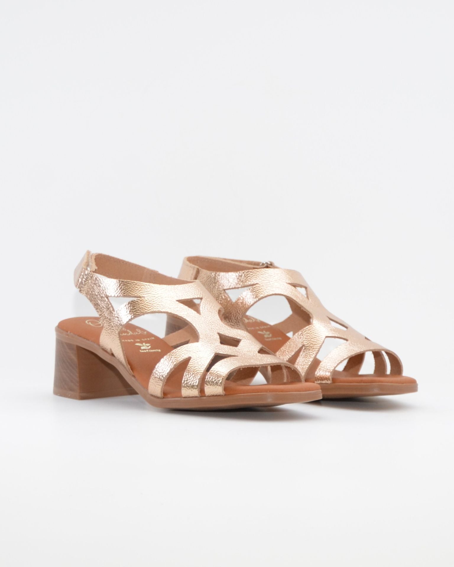 SANDALIA MUJER PLATINO TACON BAJO PLANTA DE GEL OH MY SANDALS 5992 CAVA