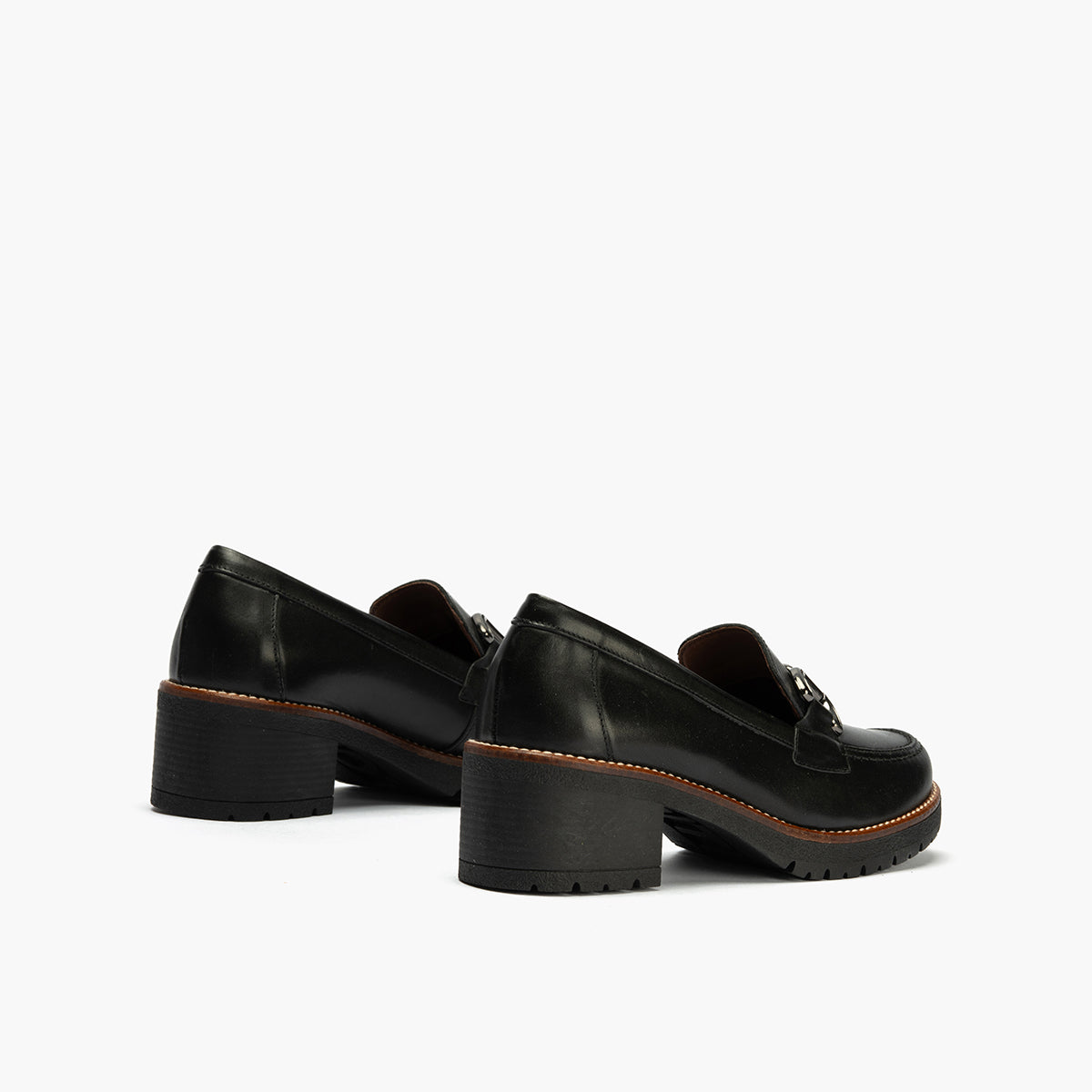 MOCASIN TACON MEDIO NEGRO 20220