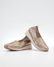 MOCASIN MUJER COLOR BRONCE TREINTAS L4554
