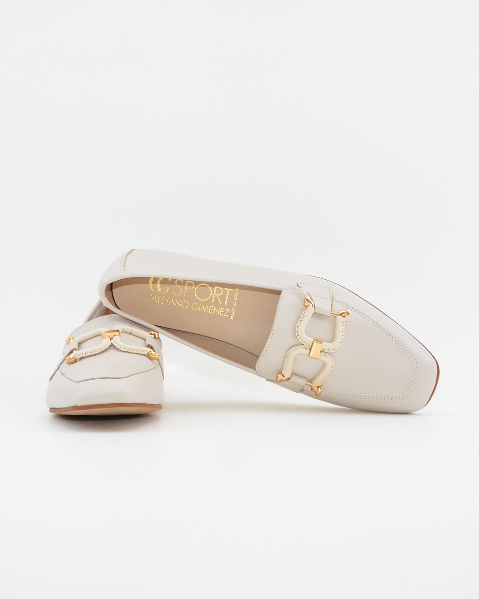 ZAPATO MOCASIN MUJER PLANO COLOR BEIG ARCE CAYETANO 17200