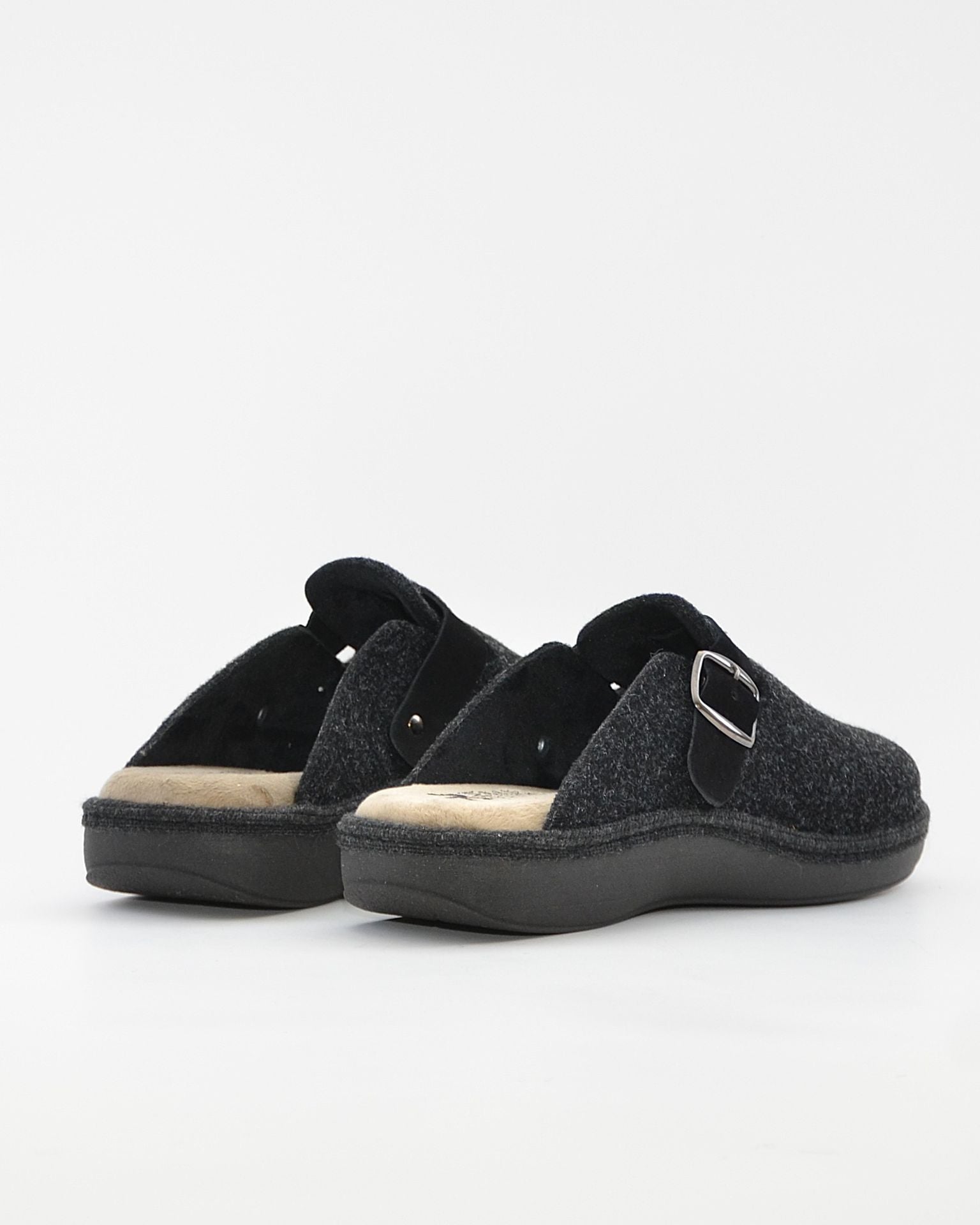 ZAPATILLAS DE CASA HOMBRE CON HEBILLA SALVI 41L-000 ELFO NEGRO