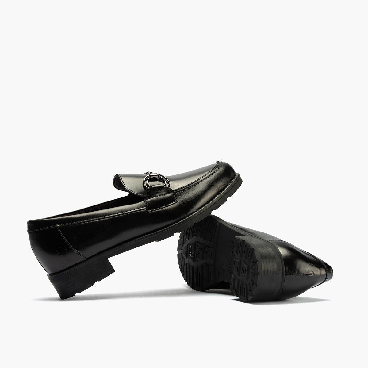 MOCASIN NEGRO PLANO ESTRIBO 10880